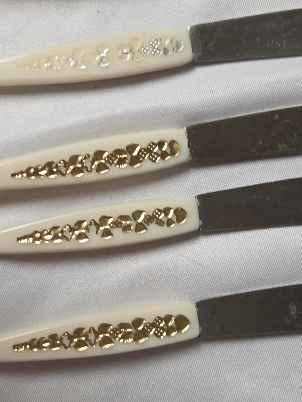 VTG Japan Mini Stainless Steel Appetizer Cocktail Forks (Set of 8) Plastic Gold